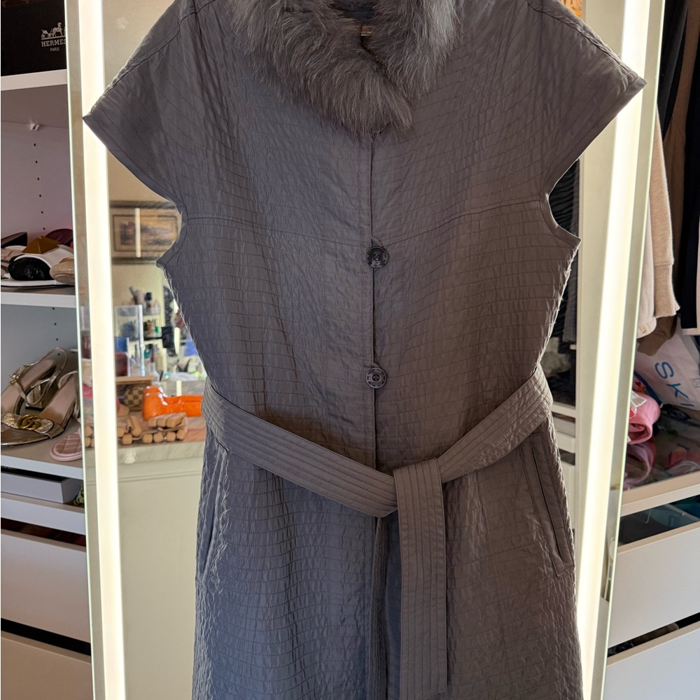 Gray Textured Sleeveless Fur Vest with Mink Fur Collar